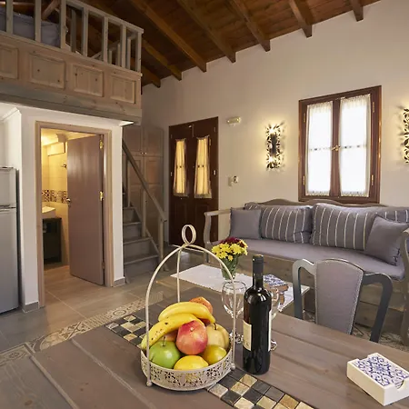 Kaminos Boutique * Symi