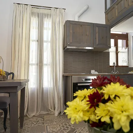 Kaminos Boutique Symi