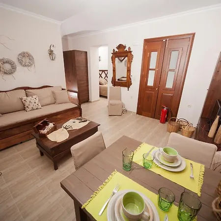 Kaminos Boutique Sými