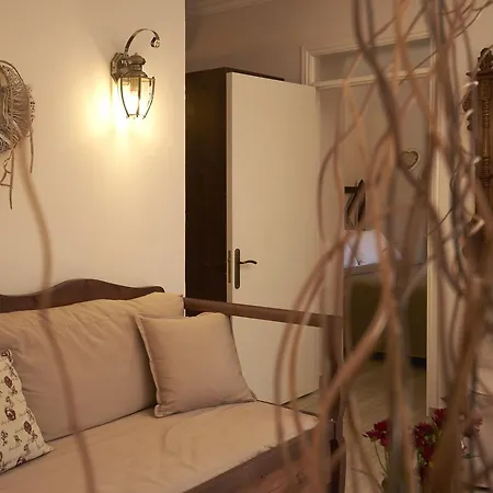 Kaminos Boutique Appartement Sými