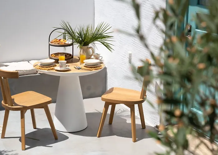 Kaminos Boutique * سيمي