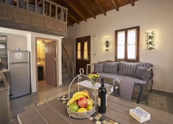 Kaminos Boutique * سيمي