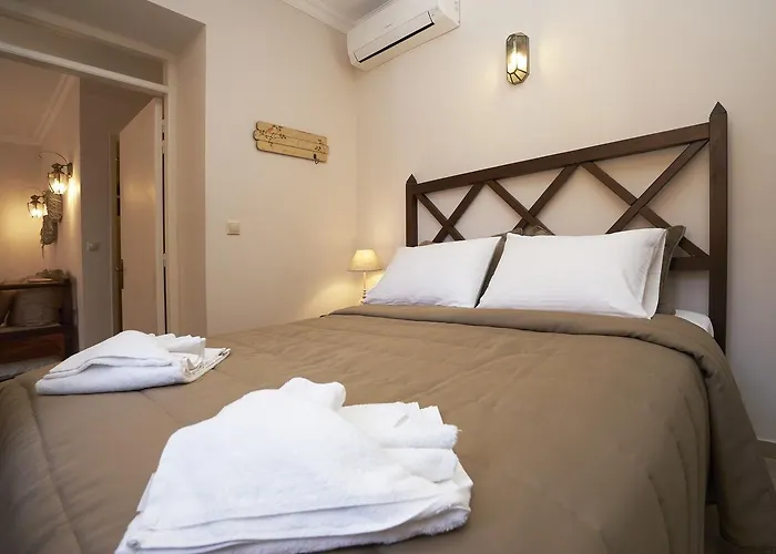 Kaminos Boutique شقة