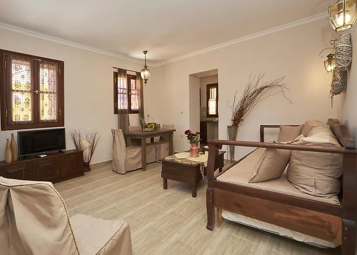 Kaminos Boutique شقة سيمي